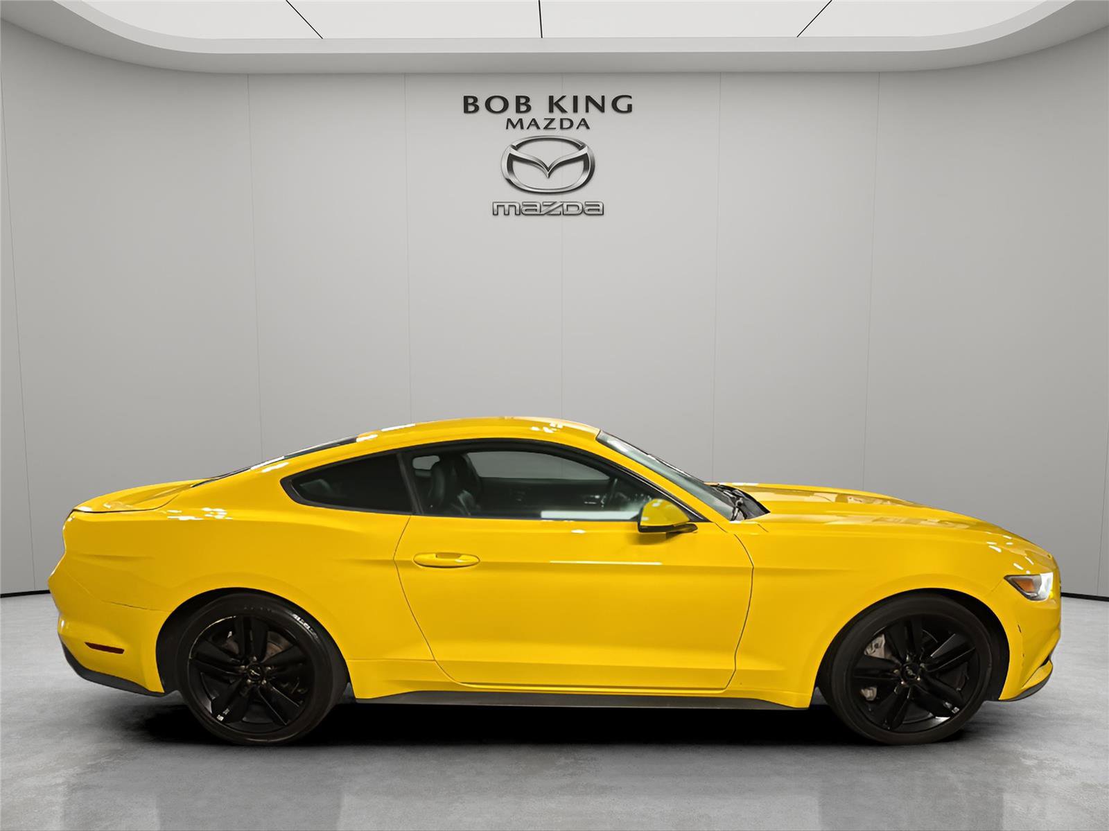 Used 2017 Ford Mustang Premium w/ Ecoboost Performance Package RWD image 6