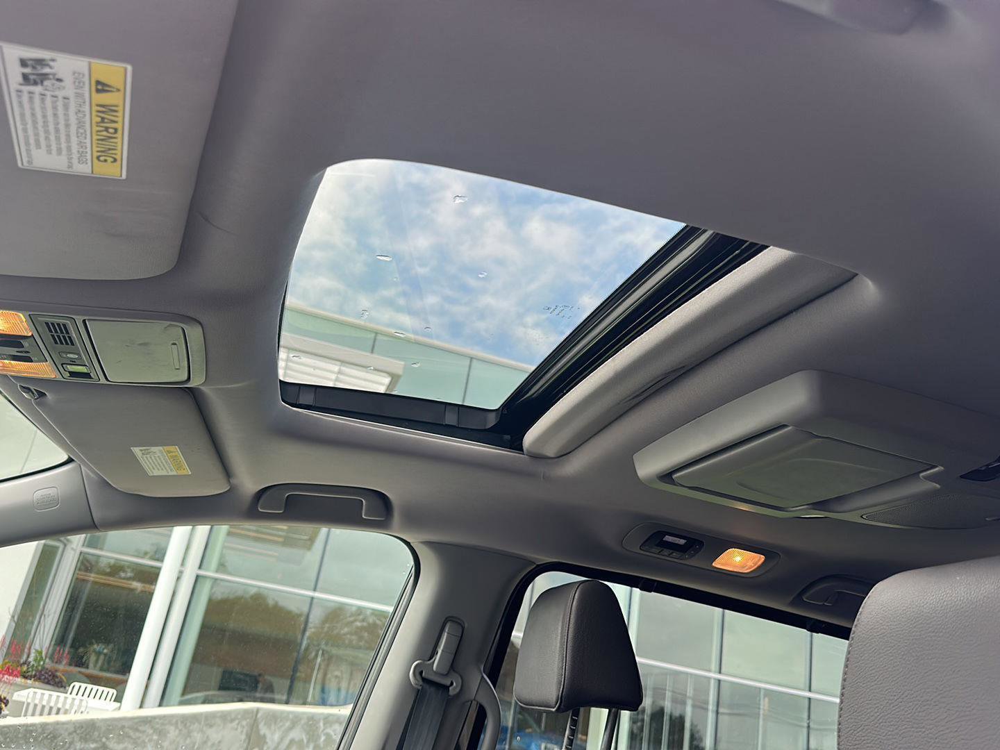 Used 2019 Honda Odyssey Elite image 23