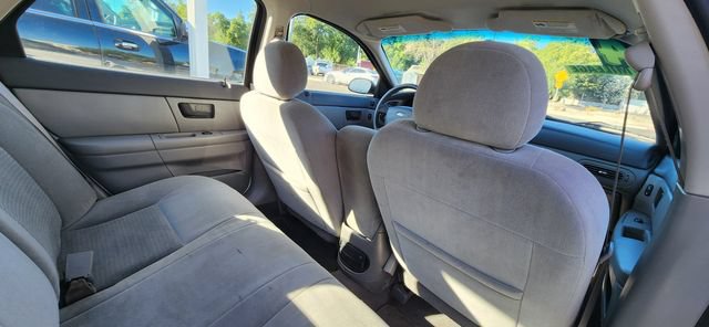 Used 2004 Ford Taurus SES FWD image 12