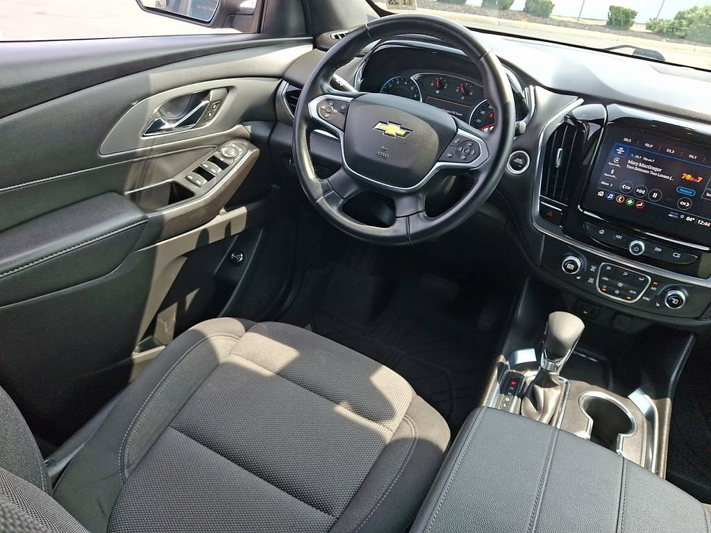 Used 2023 Chevrolet Traverse LT w/ LPO, Floor Liner Package AWD/4WD image 15