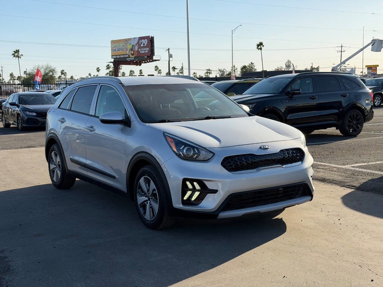 Used 2020 Kia Niro LX image 13