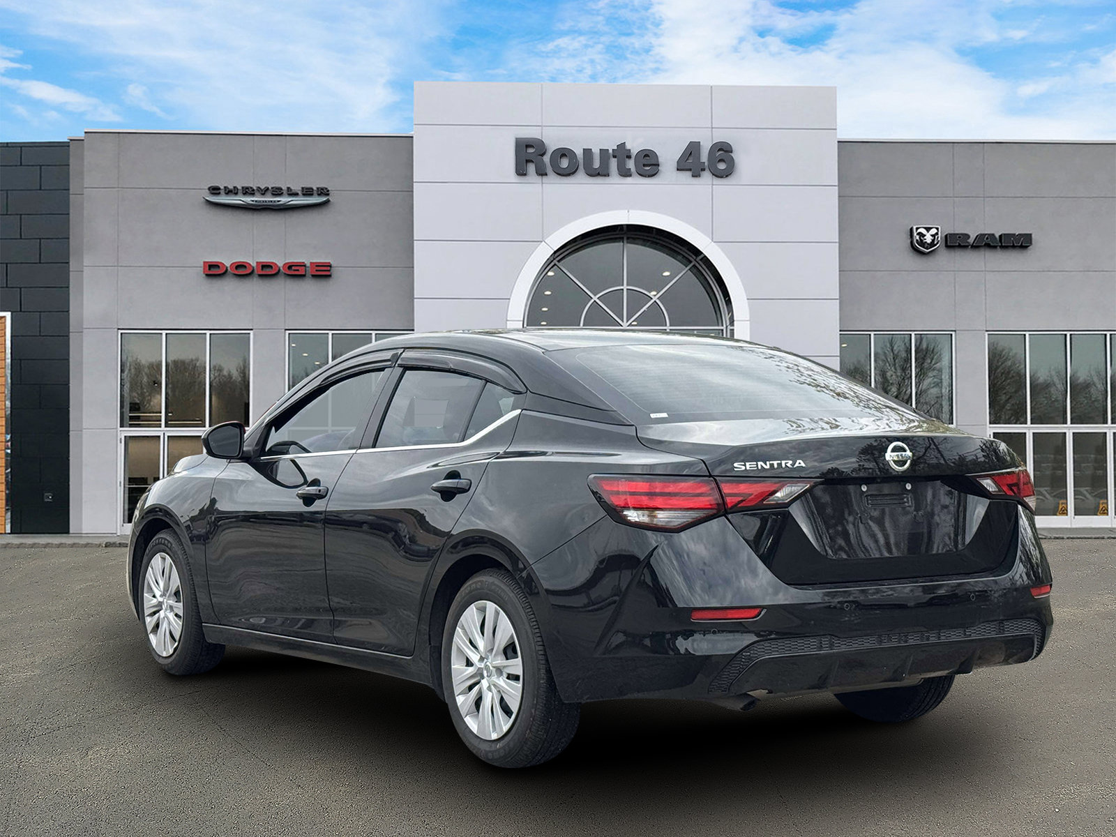 Used 2023 Nissan Sentra S FWD image 4