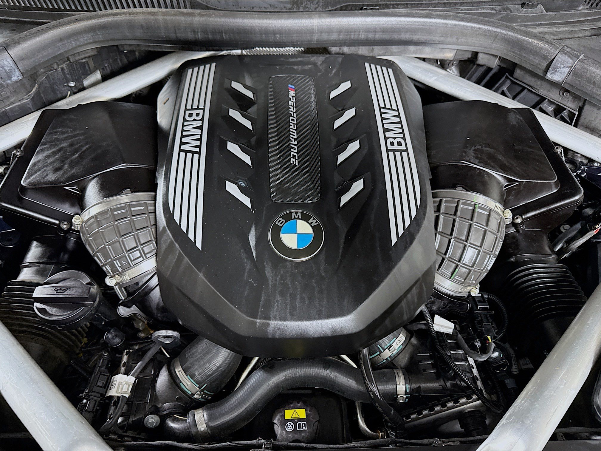 Used 2020 BMW X5 M50i w/ Premium Package AWD/4WD image 39