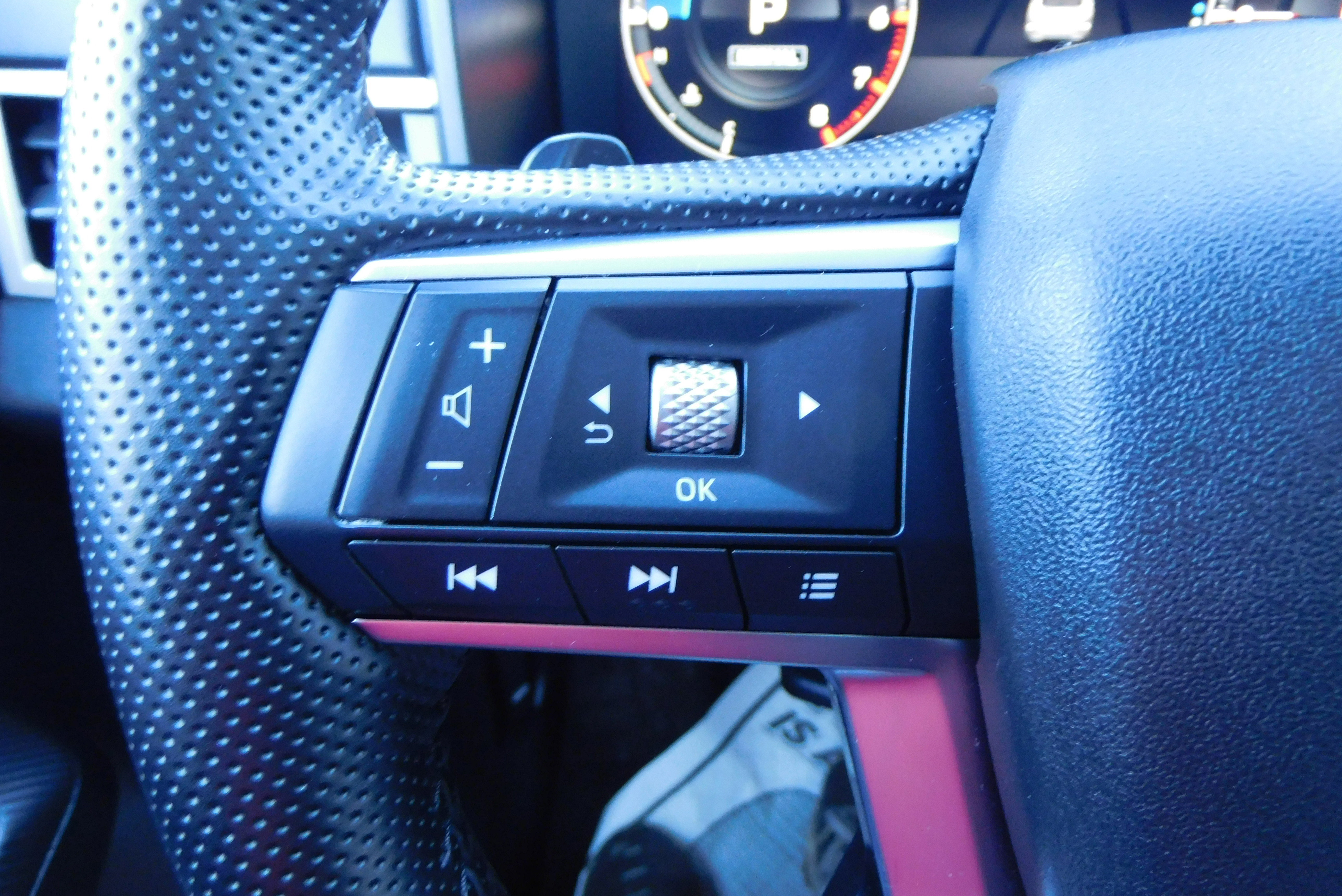 Used 2024 Mitsubishi Outlander SEL image 17