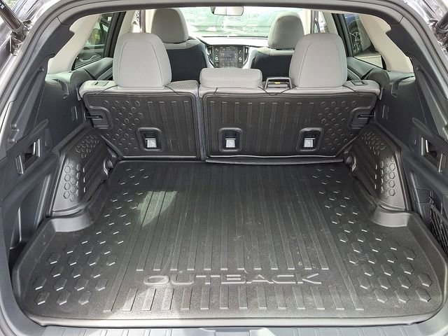 Certified 2025 Subaru Outback Premium w/ Popular Package #1A image 31