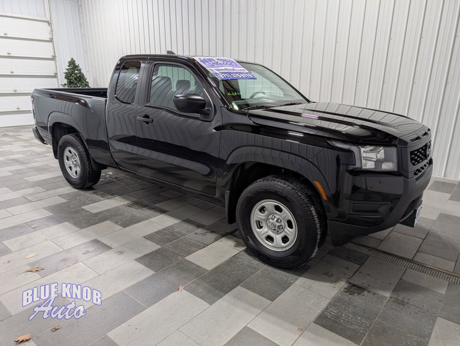 Used 2025 Nissan Frontier S image 6