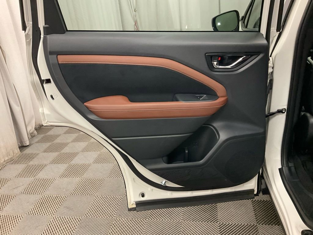 Used 2025 Subaru Forester Touring w/ Popular Package - Touring image 36