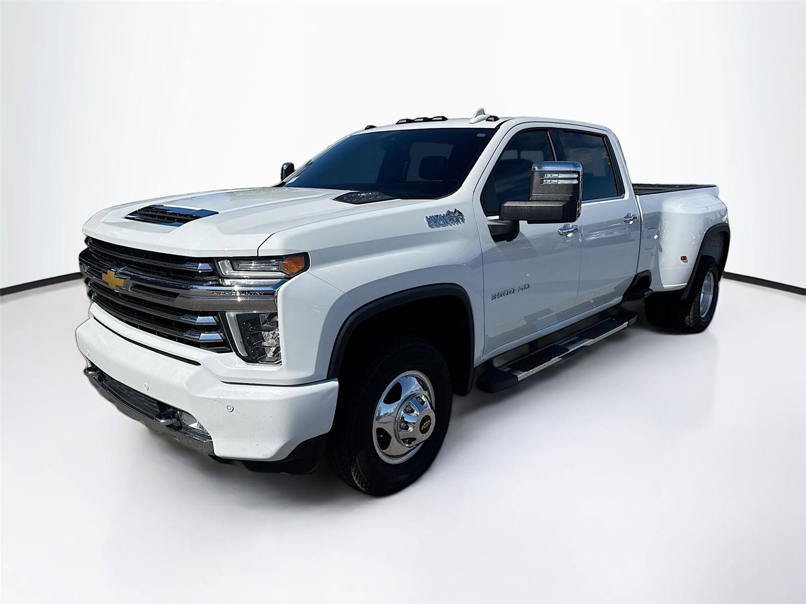 Used 2021 Chevrolet Silverado 3500 High Country image 1