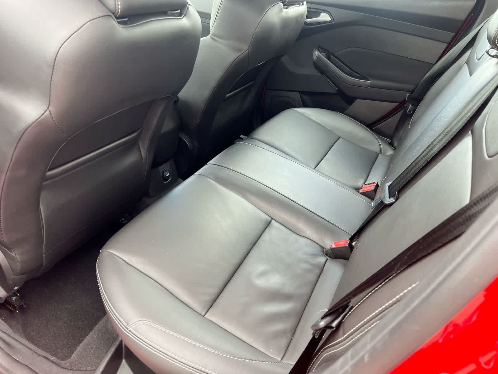 Used 2014 Ford Focus ST w/ Equipment Group 202A FWD image 18