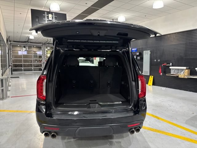 Used 2023 GMC Yukon Denali w/ Advanced Technology Package AWD/4WD image 46