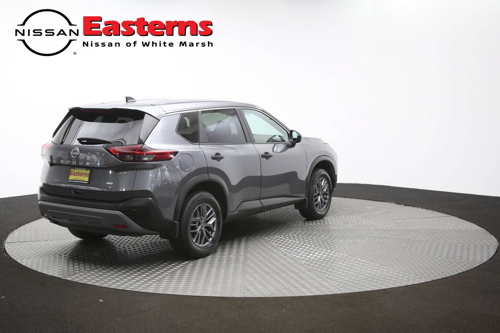 Used 2023 Nissan Rogue S AWD/4WD image 42