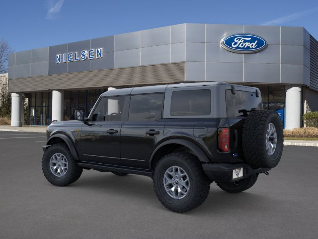 New 2025 Ford Bronco Badlands image 4