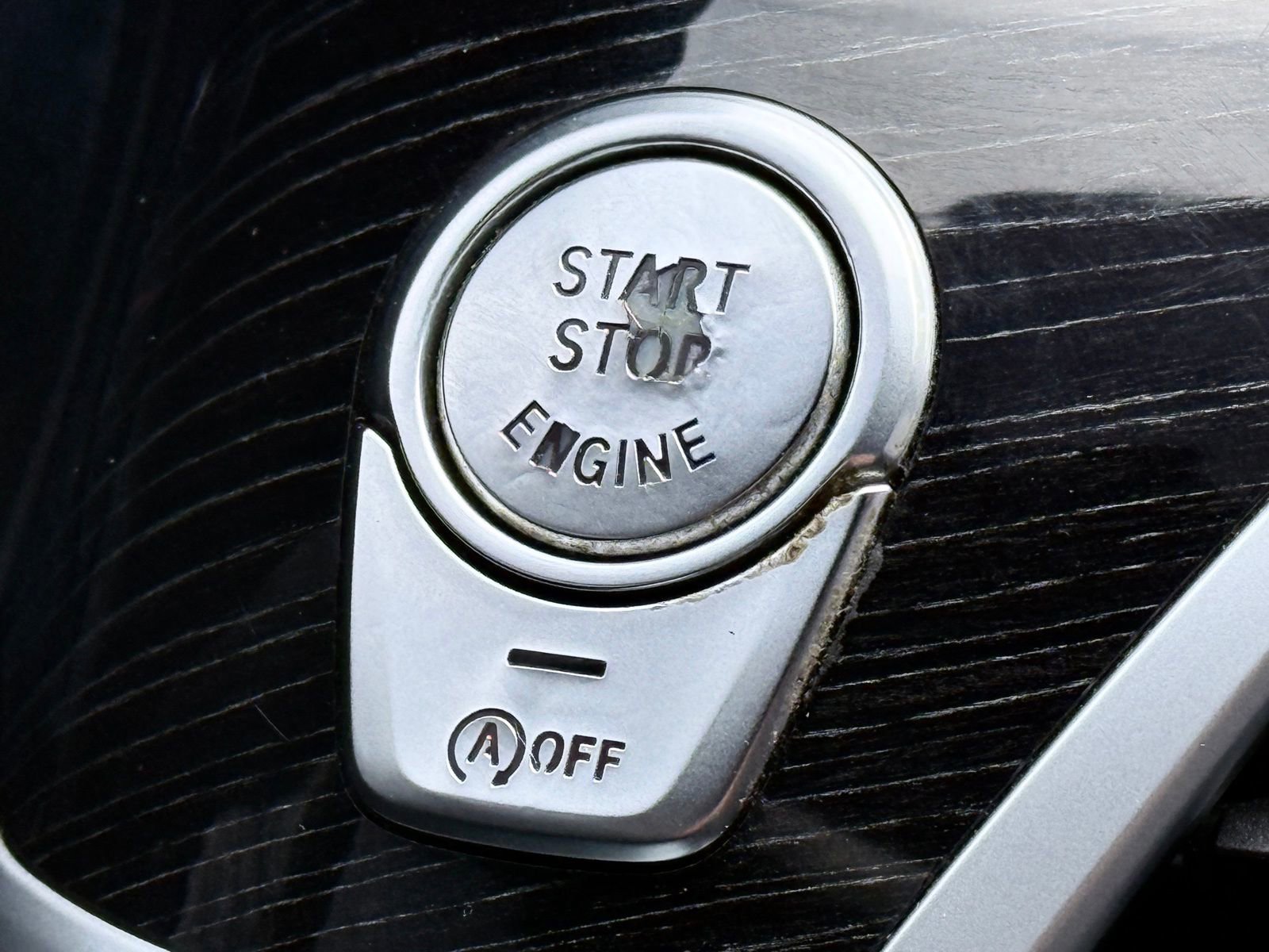 Used 2018 BMW 750i xDrive image 27