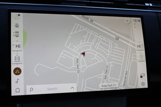 Used 2025 Land Rover Range Rover SV image 20