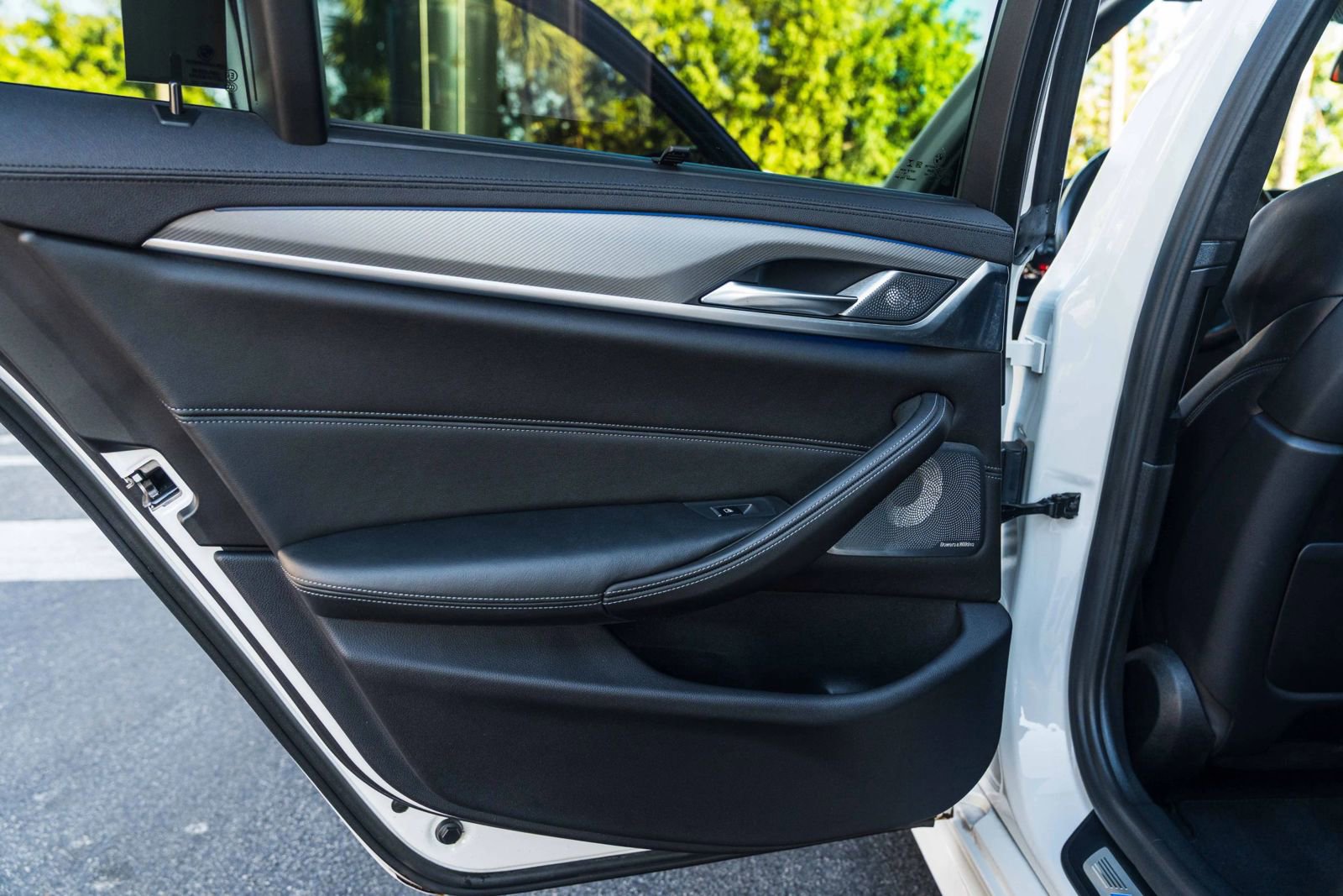 Used 2020 BMW M5 w/ Executive Package image 34