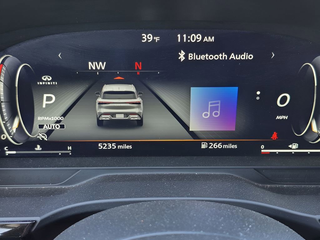 Used 2025 INFINITI QX60 Luxe w/ Vision Package image 10