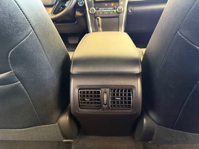 Used 2015 Toyota Camry XLE FWD image 23