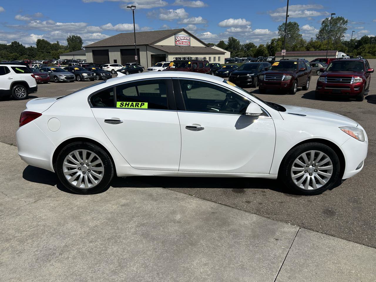 Used 2013 Buick Regal Premium FWD image 4