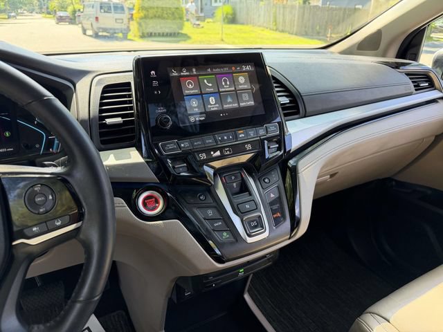 Used 2023 Honda Odyssey Touring image 26