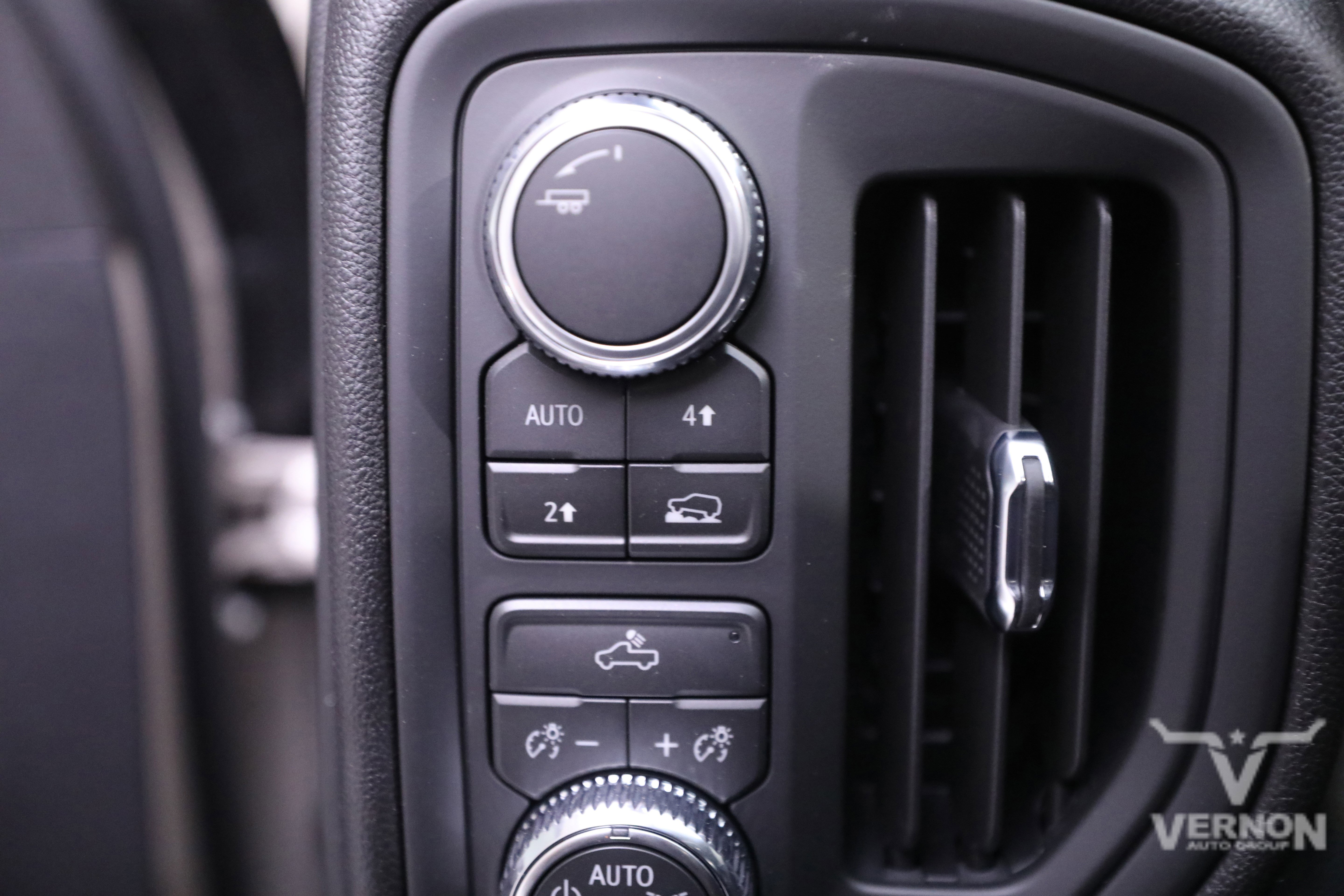 New 2026 GMC Sierra 1500 Pro w/ Graphite Edition image 16