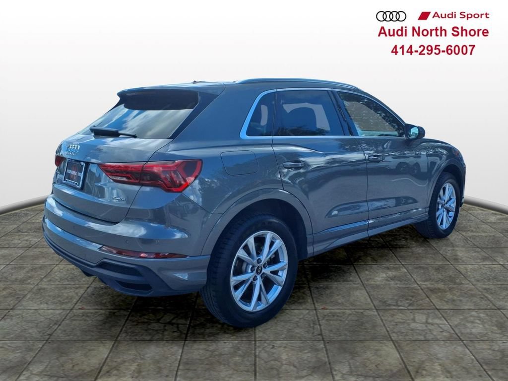 Used 2024 Audi Q3 2.0T Premium Plus w/ Premium Plus Package AWD/4WD image 2
