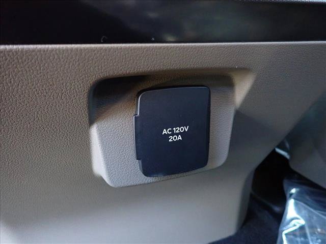 New 2026 Ford F350 Platinum w/ Platinum Plus Package AWD/4WD image 11