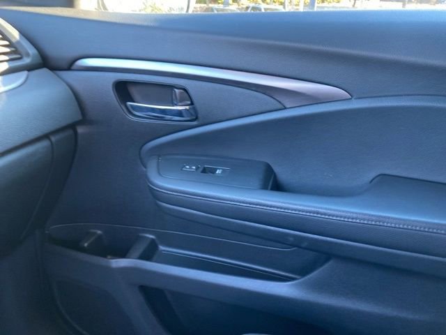 Used 2022 Honda Pilot Sport image 31