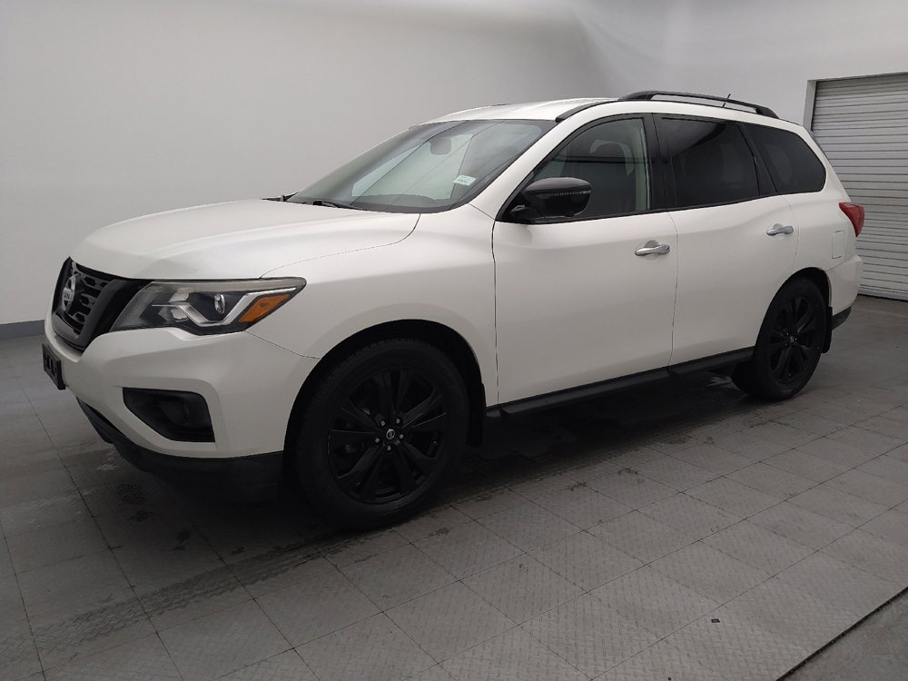 Used 2018 Nissan Pathfinder SL w/ Midnight Edition Package image 2