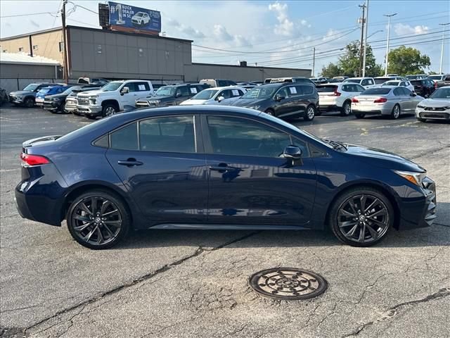 Used 2023 Toyota Corolla SE FWD image 12