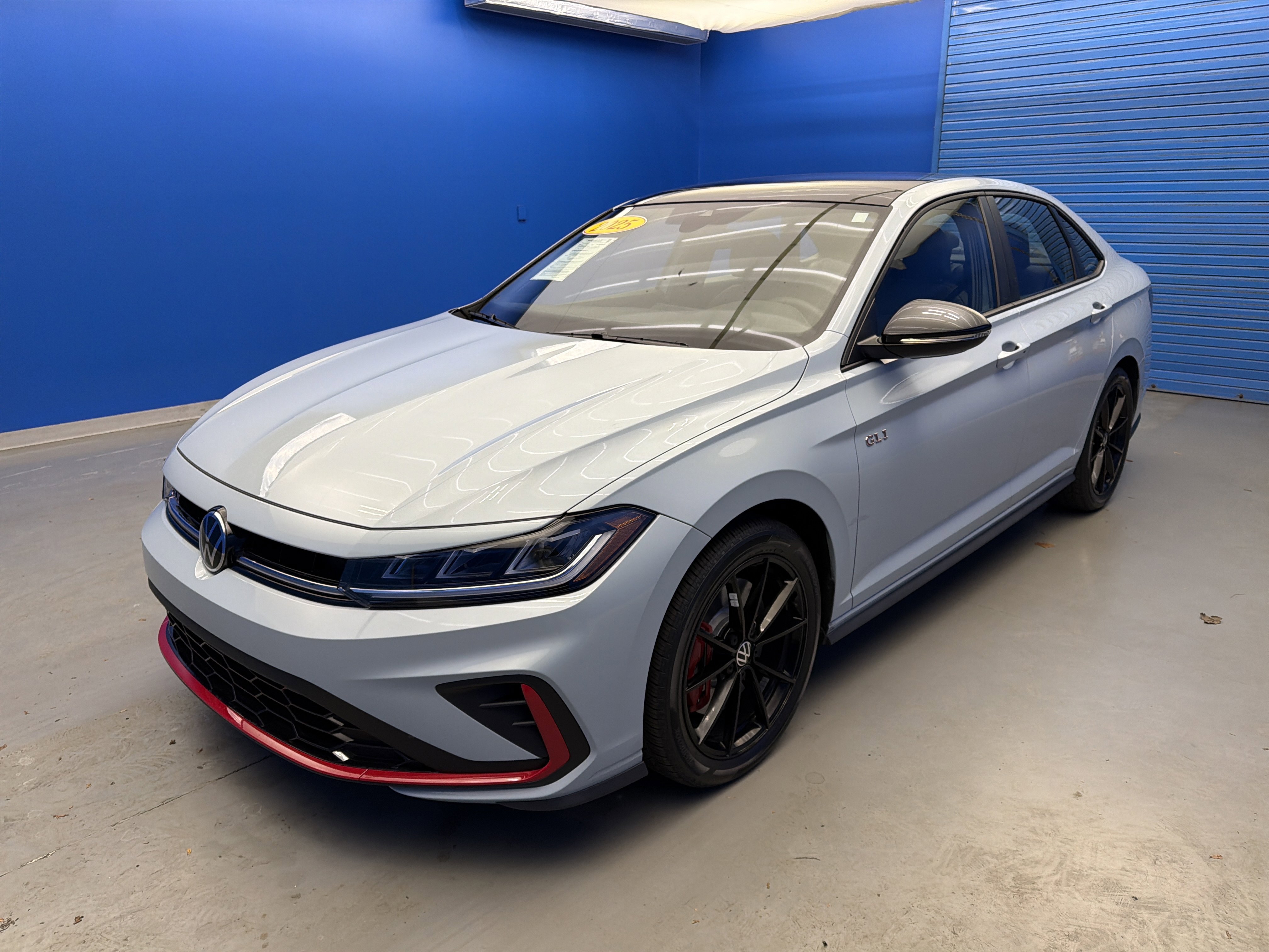 Used 2025 Volkswagen Jetta GLI Autobahn image 4