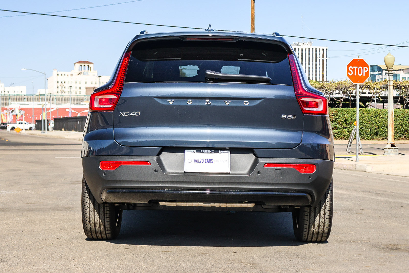 Used 2026 Volvo XC40 B5 Core AWD/4WD image 6