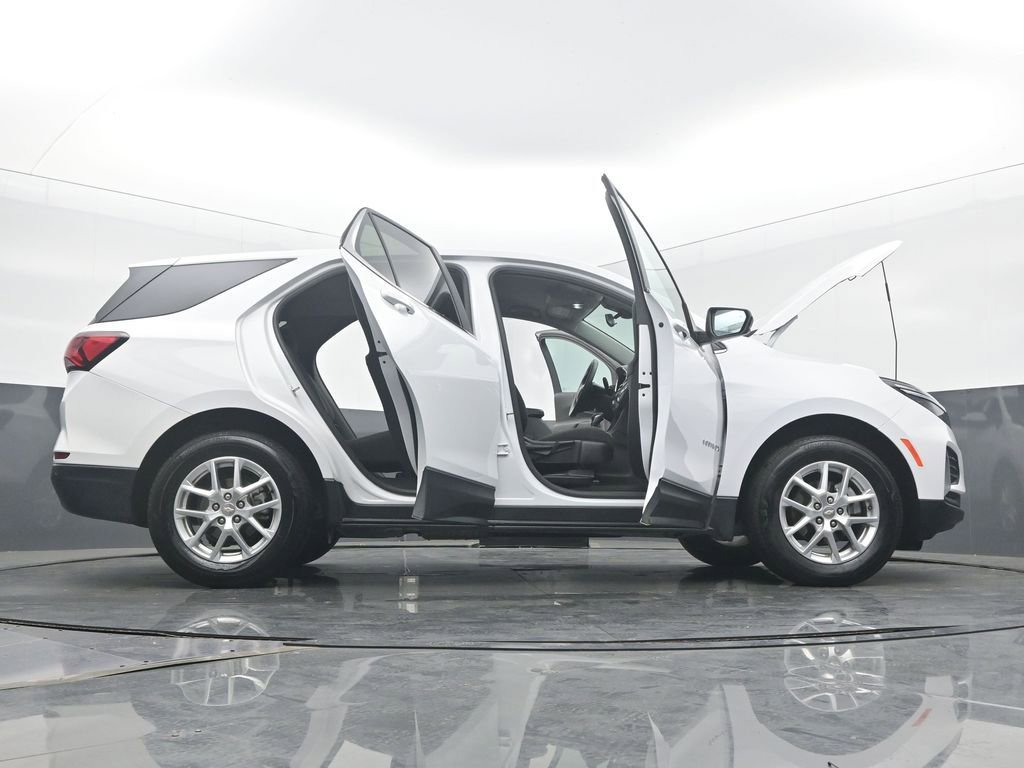 Used 2024 Chevrolet Equinox LT image 61