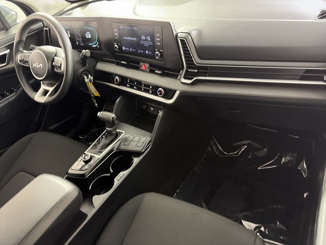 Used 2025 Kia Sportage LX FWD image 24