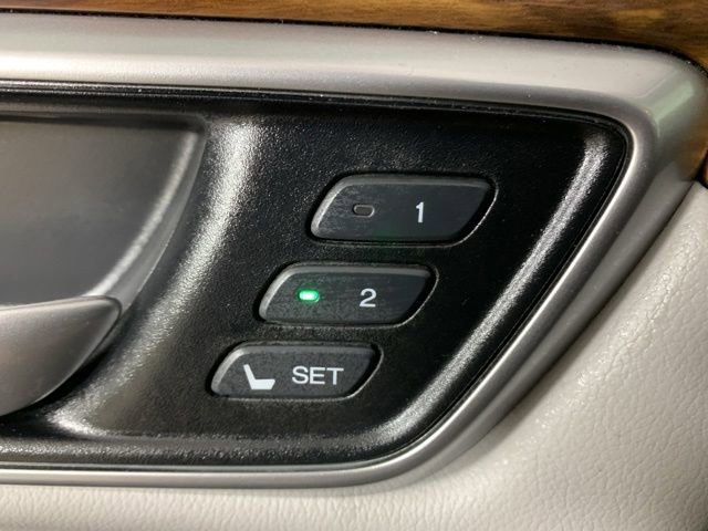 Used 2019 Honda CR-V Touring image 7