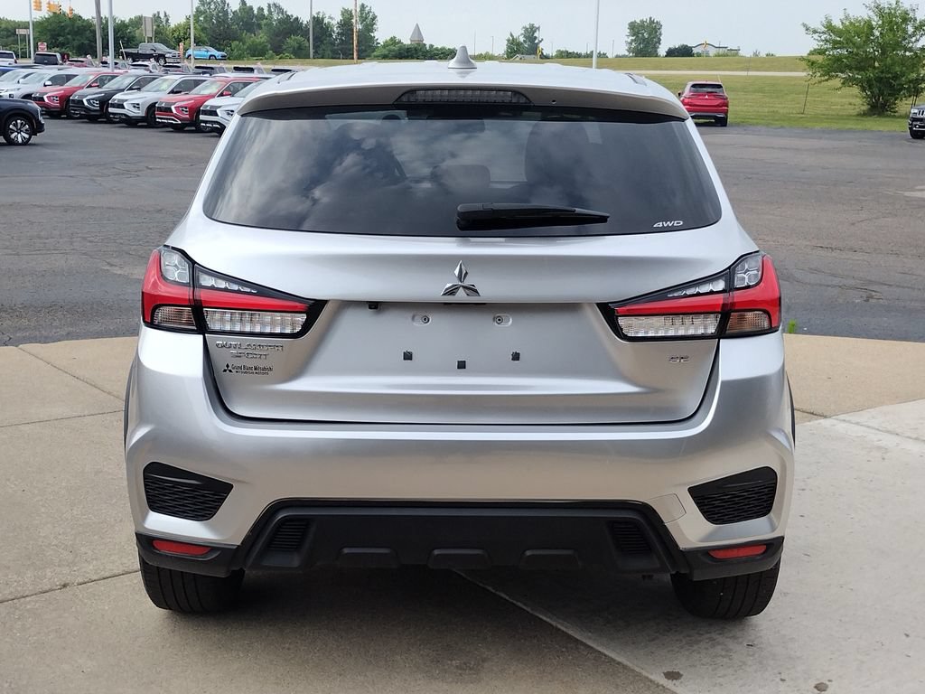Used 2023 Mitsubishi Outlander Sport SE AWD/4WD image 16
