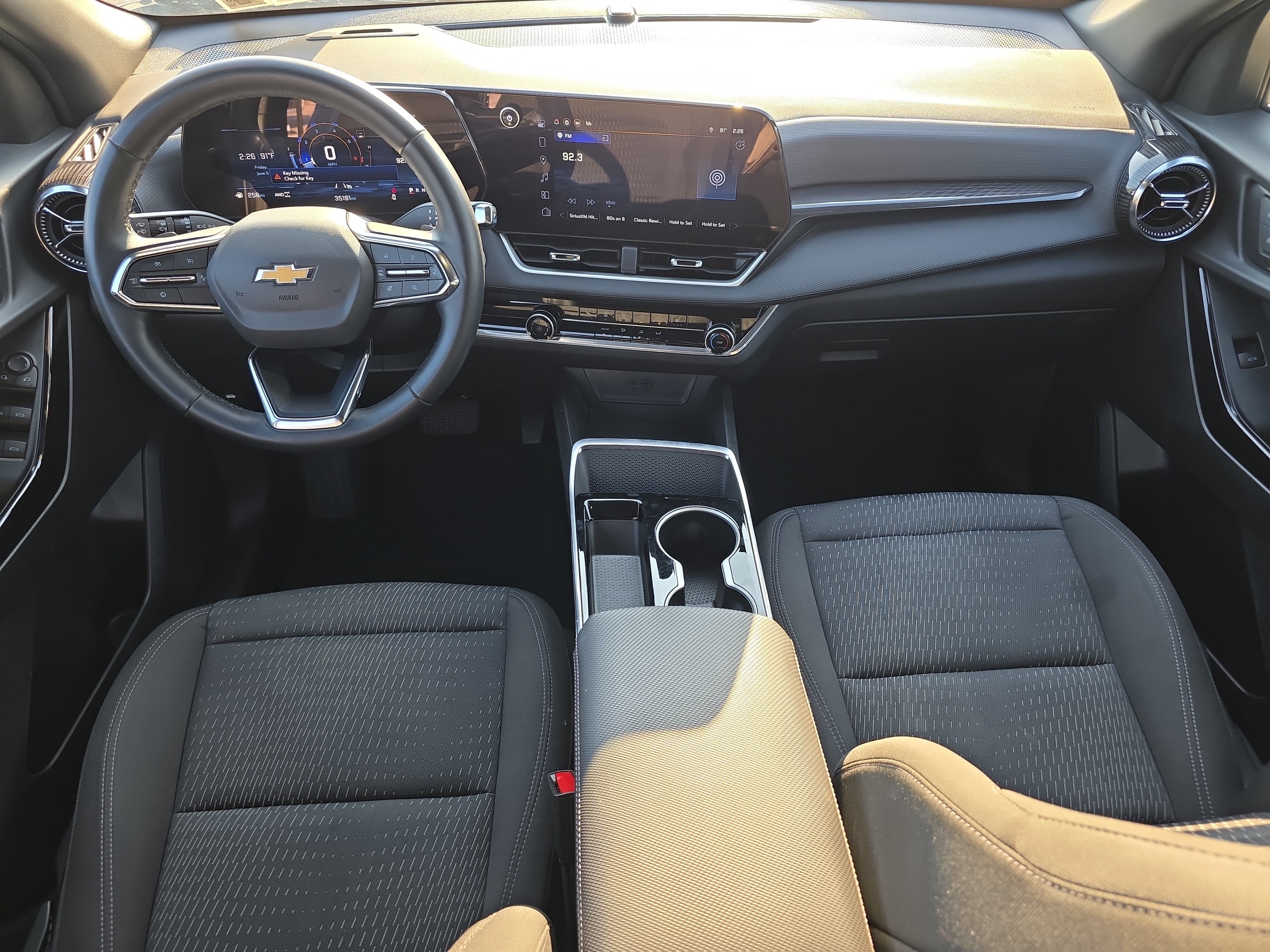Used 2025 Chevrolet Equinox LT AWD/4WD image 18