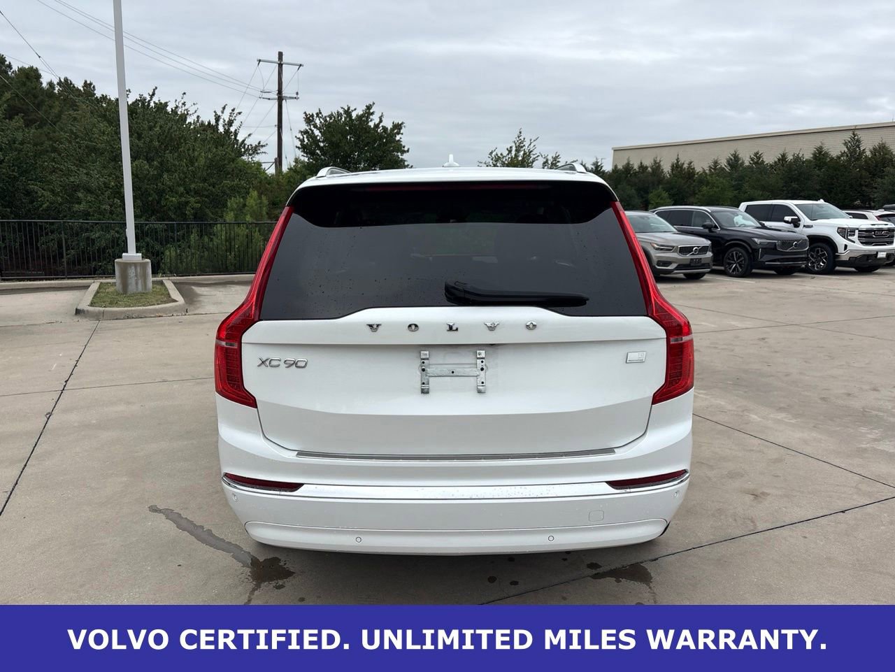 Certified 2023 Volvo XC90 T8 Ultimate w/ Protection Package Premier AWD/4WD image 6