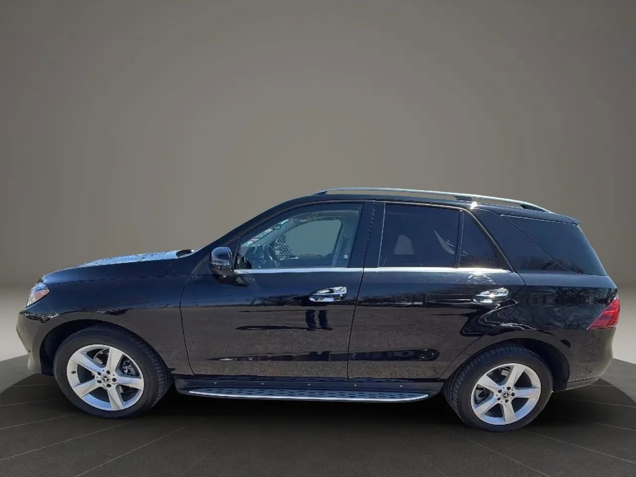 Used 2018 Mercedes-Benz GLE 350 4MATIC image 8