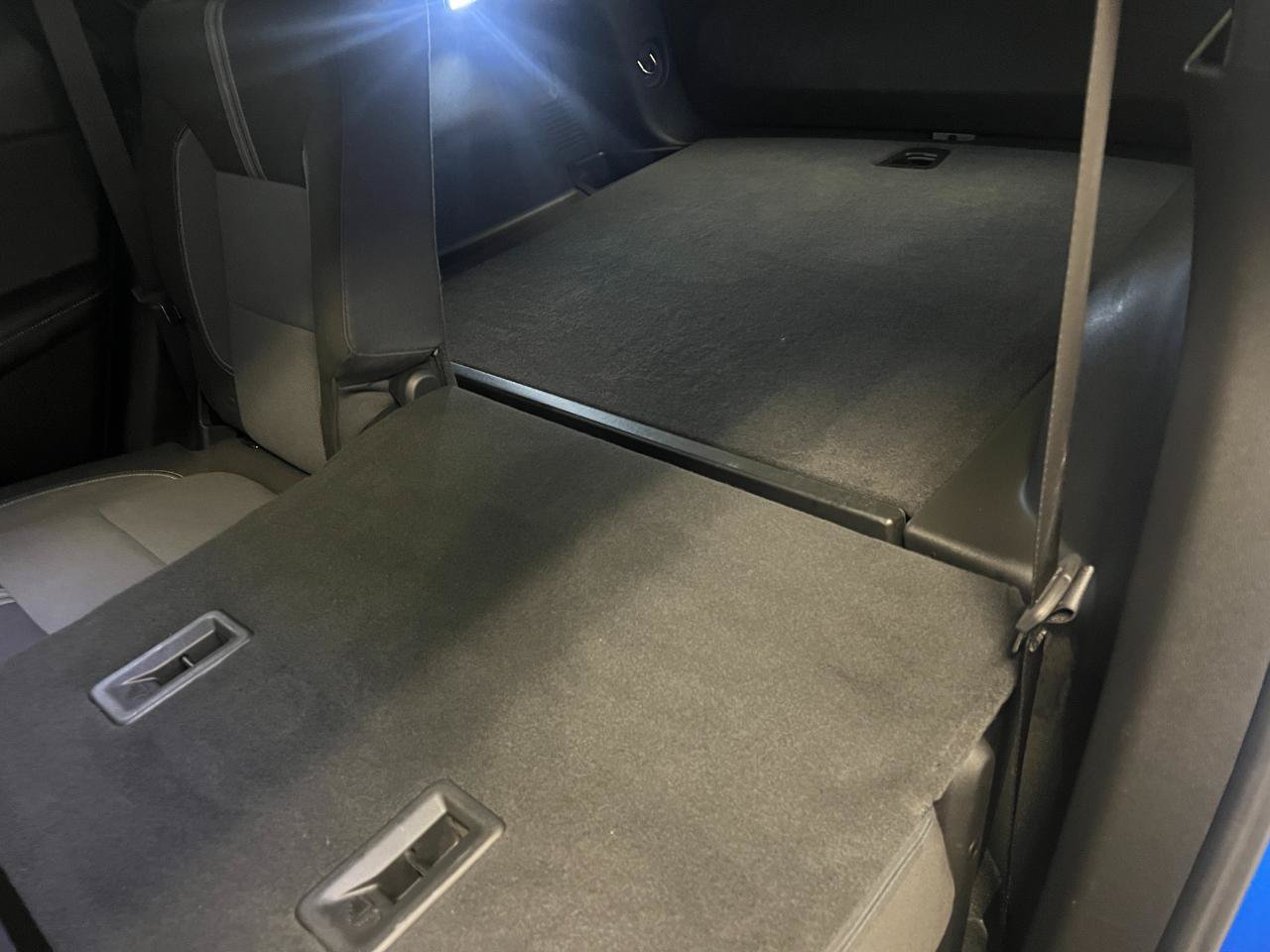 Used 2025 Chevrolet Blazer LT AWD/4WD image 32