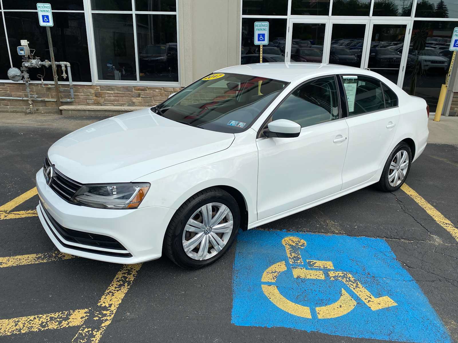 Used 2017 Volkswagen Jetta S FWD image 2