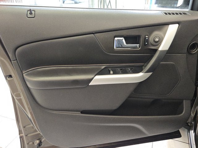 Used 2011 Ford Edge Limited w/ 302A Rapid Spec Order Code FWD image 19