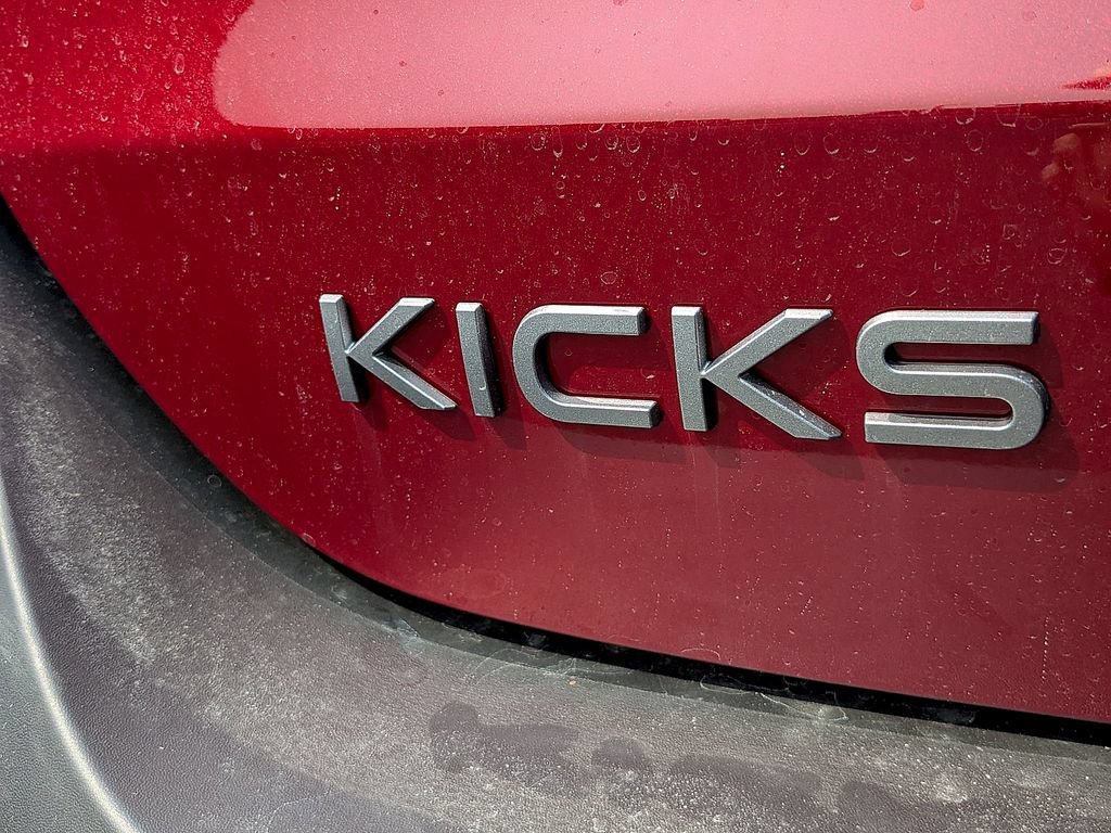 New 2025 Nissan Kicks SV w/ SV Premium Package AWD/4WD image 23