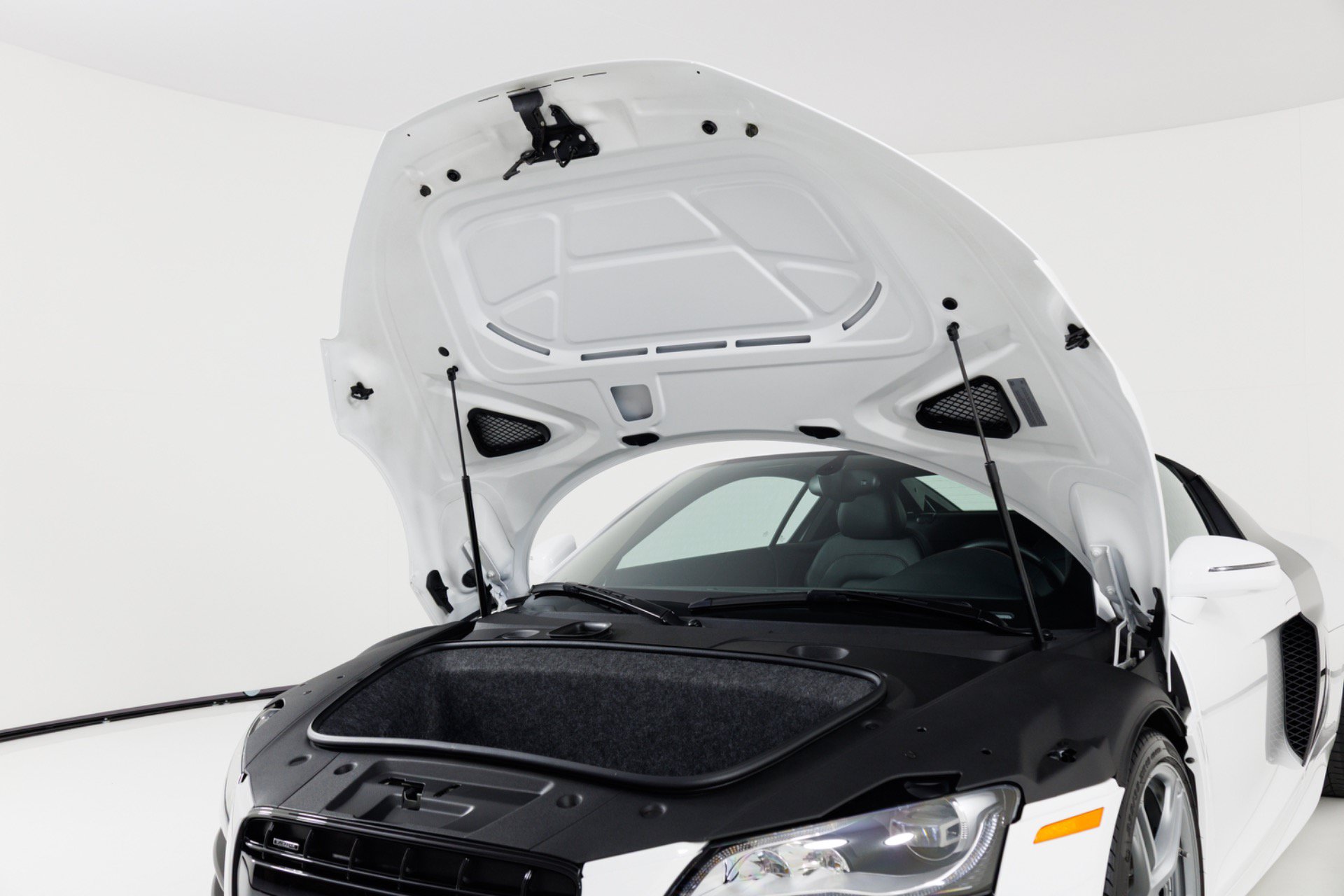 Used 2012 Audi R8 V10 AWD/4WD image 48