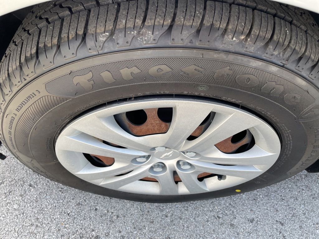 Used 2020 Chevrolet Sonic LT image 30