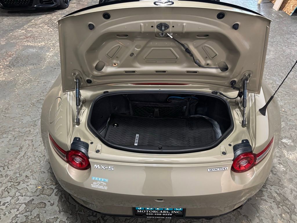 Used 2024 MAZDA MX-5 Miata Club w/ Brembo/BBS Recaro Package image 20