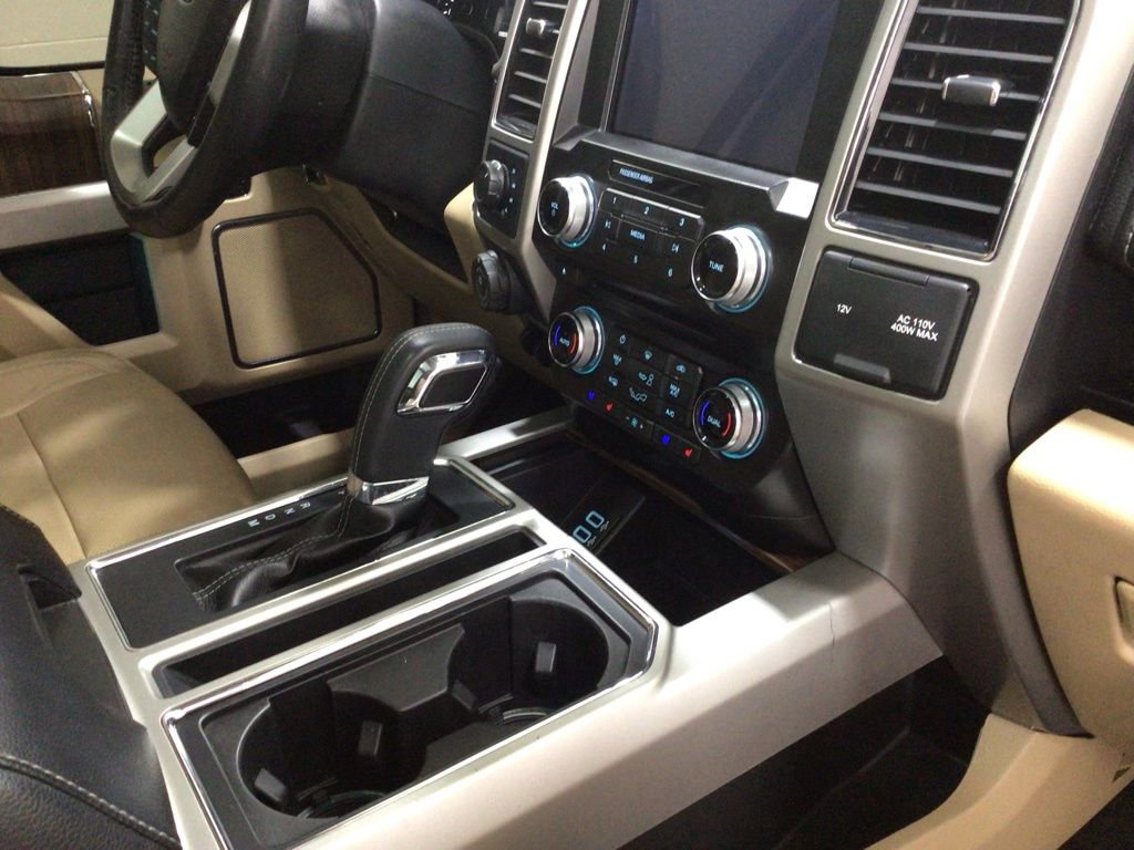 Used 2017 Ford F150 Lariat w/ Equipment Group 502A Luxury image 38