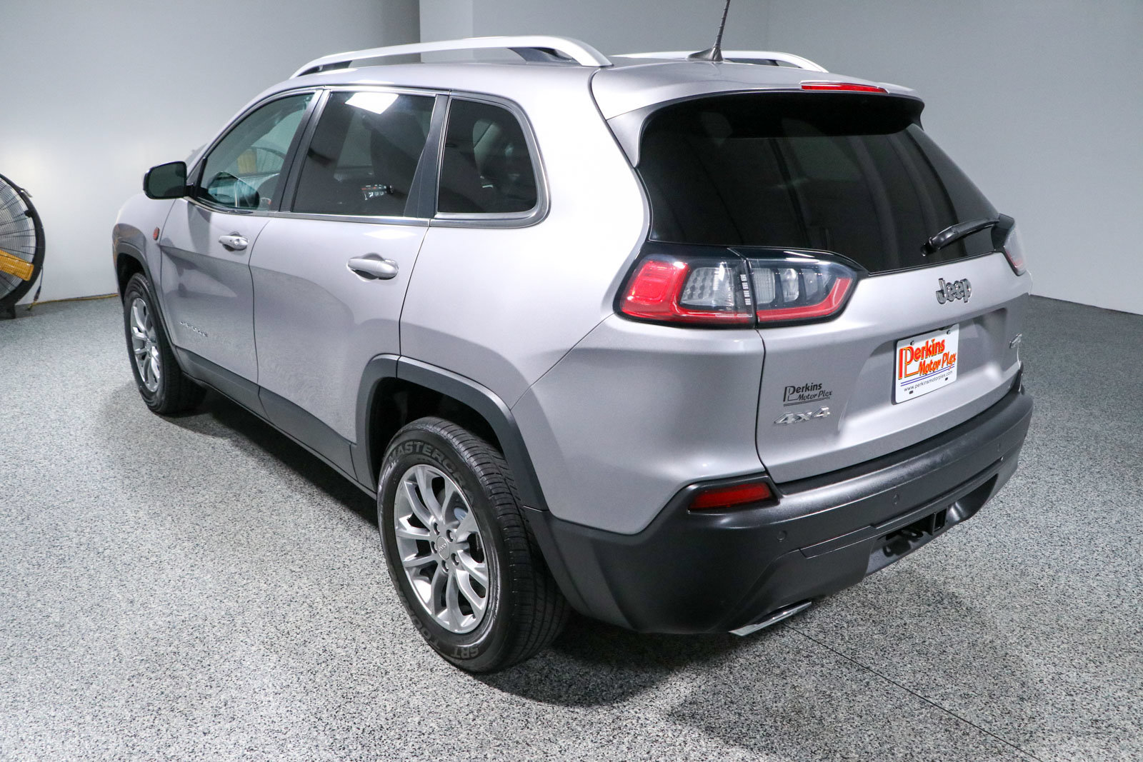 Used 2021 Jeep Cherokee Latitude Lux w/ Comfort/Convenience Group AWD/4WD image 9