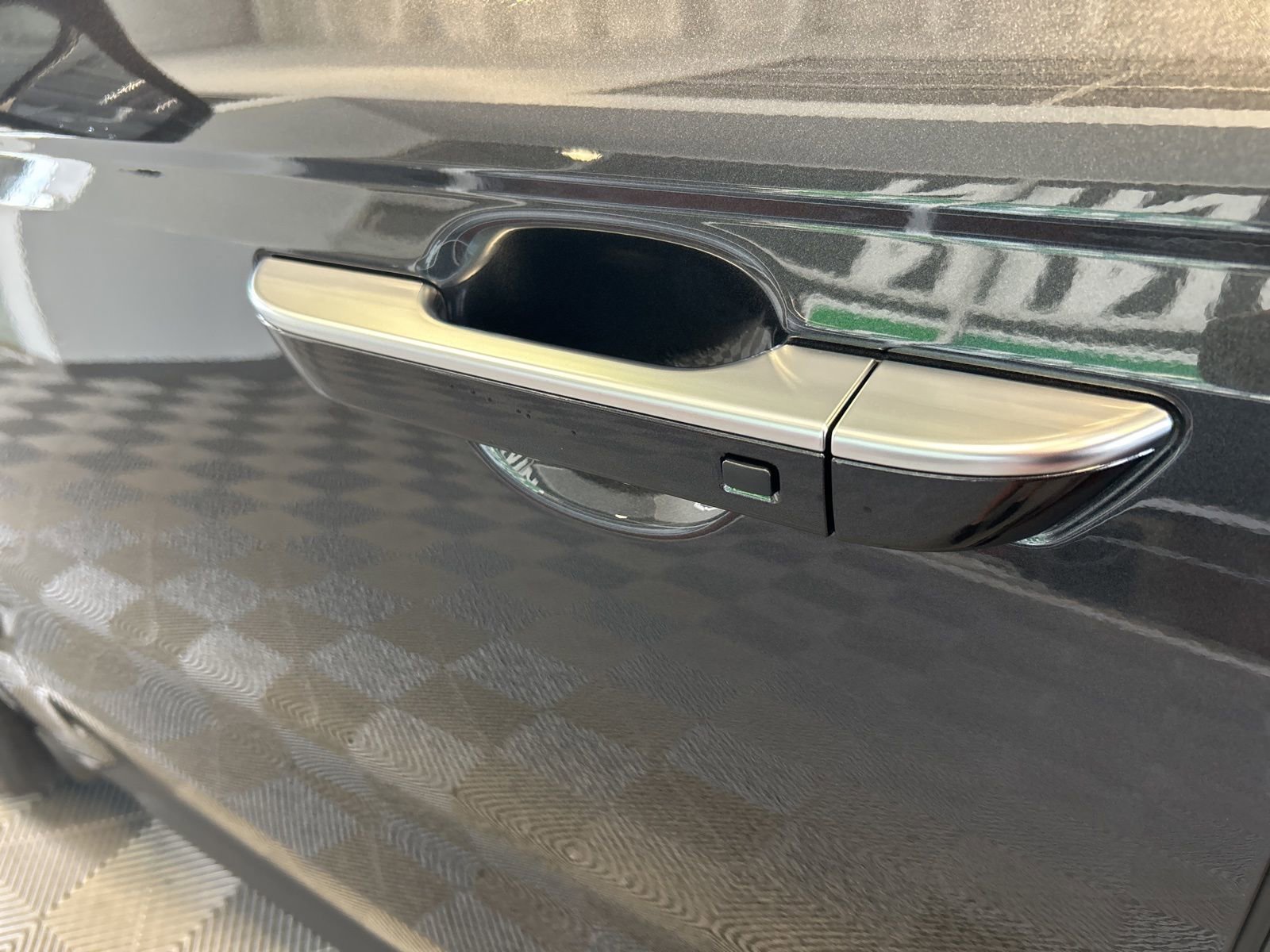 New 2026 Kia Carnival image 9