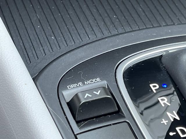 Certified 2025 Hyundai Kona SE image 31