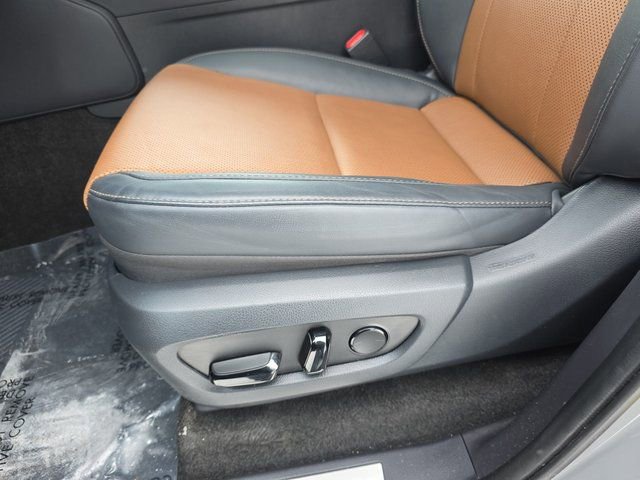 Certified 2024 Lexus GX 550 w/ Cold Area Package image 30